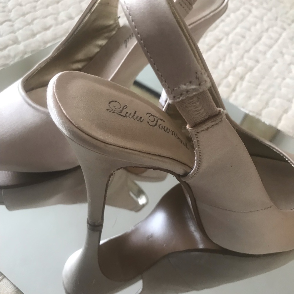 Lulu Townsend Champagne Heels View 2